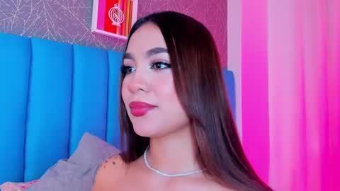 CarolineeGarcia online show from 27, 2, 2025