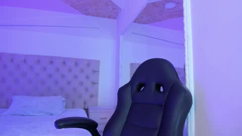 Caroline online show from 14, 3, 2026