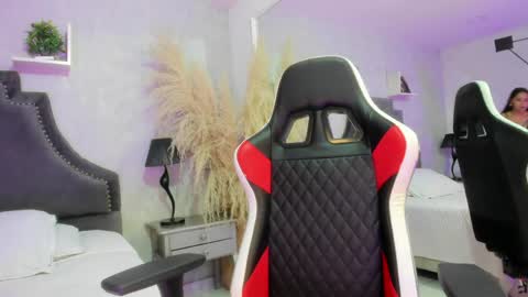 Caroline online show from 6, 4, 2026