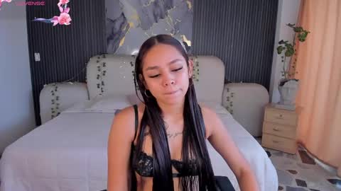 Snapshot of carolinefyre chatting on 8, 6, 2026 Caroline online show from 8, 6, 2026