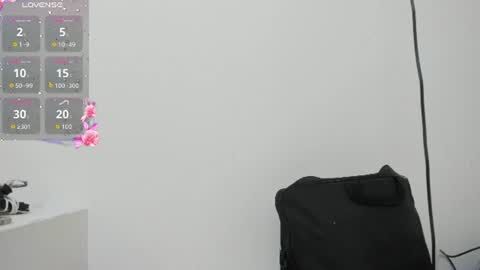 Snapshot of carolinefyre chatting on 10, 6, 2026 Caroline online show from 10, 6, 2026