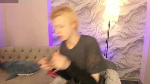 CarolineRichter online show from 12, 10, 2025