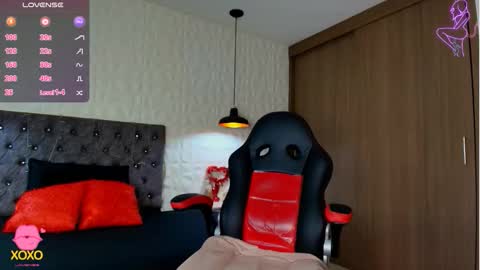 Caroline Scoth online show from 30, 9, 2025