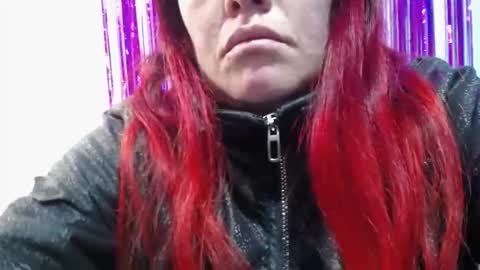 Snapshot of carolinhe_ chatting on 9, 2, 2026 Carolinhe online show from 9, 2, 2026