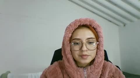 carolinnapinkman online show from 29, 4, 2026