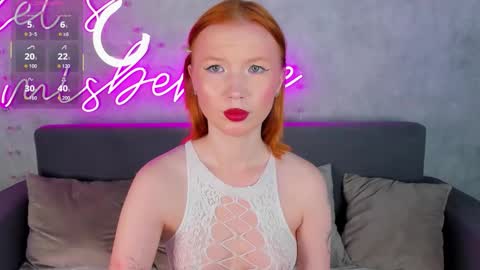 Snapshot of caroll_thompson chatting on 27, 11, 2025 Anna online show from 27, 11, 2025