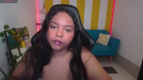 Snapshot of carollkiss chatting on 7, 10, 2025 carollkiss online show from 7, 10, 2025