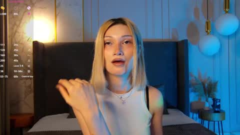 Snapshot of carolreeves chatting on 19, 4, 2026 Carol online show from 19, 4, 2026