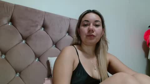 caroo0615 online show from 11, 10, 2025