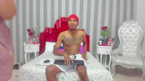 caroyandy online show from 4, 8, 2026