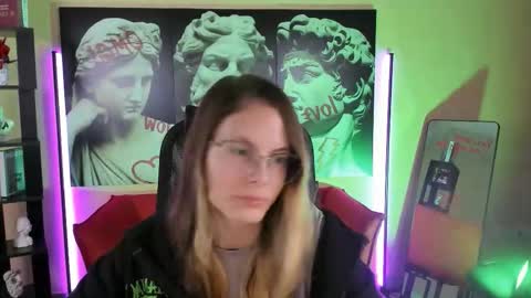 carrie_roses online show from 10, 9, 2025