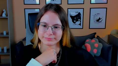 carrie_roses online show from 25, 9, 2025