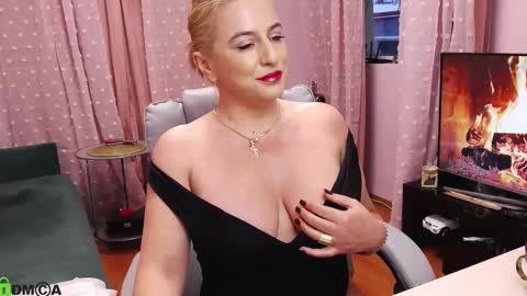 Carrie online show from 16, 2, 2025