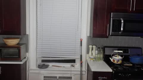 Snapshot of carriemadsin chatting on 24, 11, 2025 carrie madsin online show from 24, 11, 2025