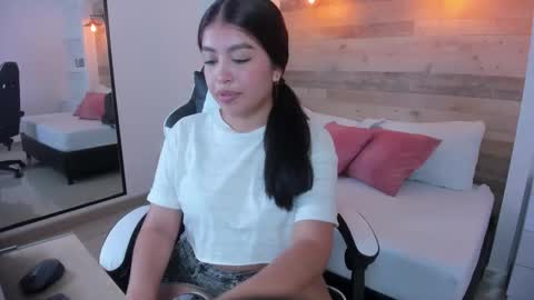 Snapshot of carriepink_ chatting on 16, 9, 2025 carriepink_ online show from 16, 9, 2025