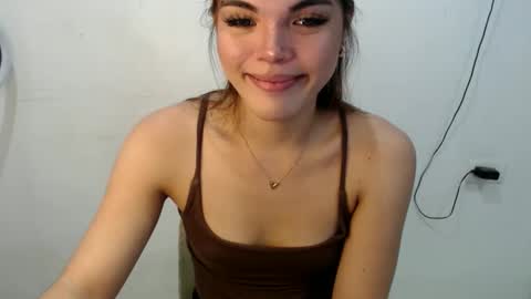 Snapshot of carsongrays chatting on 17, 12, 2025 Carson online show from 17, 12, 2025