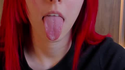 Casandra  online show from 5, 2, 2025