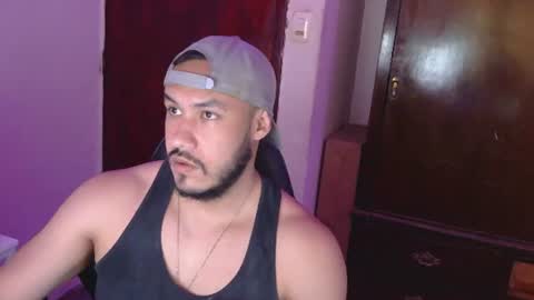 Snapshot of casas_oom chatting on 4, 8, 2026 online show from 4, 8, 2026