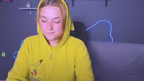 casey_meow_ online show from 29, 9, 2025