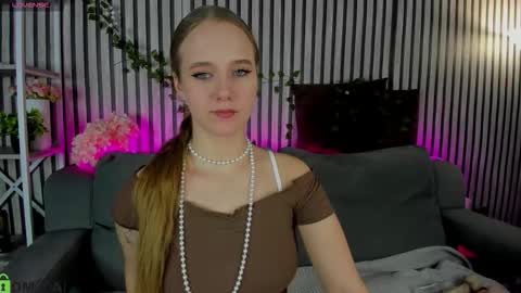 Casey sweeet online show from 28, 2, 2026