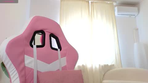 Casey Robbins online show from 21, 10, 2025