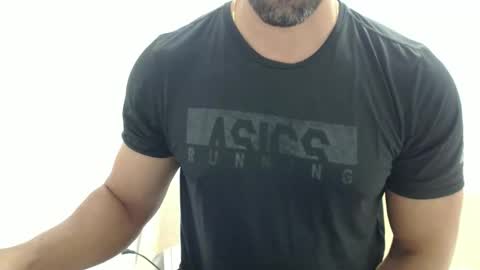 cashmastermuscle77 online show from 11, 2, 2026