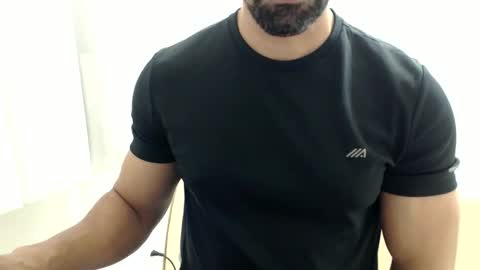 Snapshot of cashmastermuscle77 chatting on 6, 6, 2026 cashmastermuscle77 online show from 6, 6, 2026