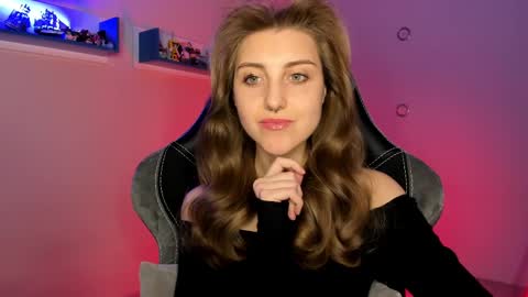 Snapshot of cassiablade1 chatting on 2, 3, 2025 Seductress Cassia FINDOM AND SADISM NO NUDE online show from 2, 3, 2025