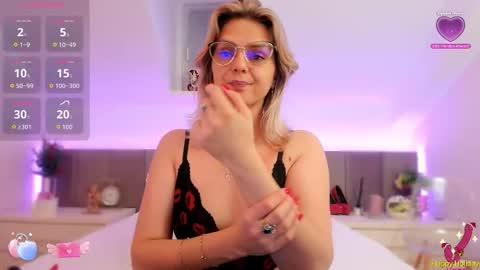 Snapshot of cassidyanne chatting on 3, 12, 2025 cassidyanne online show from 3, 12, 2025