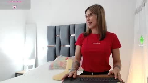 Susana independent model online show from 22, 12, 2025