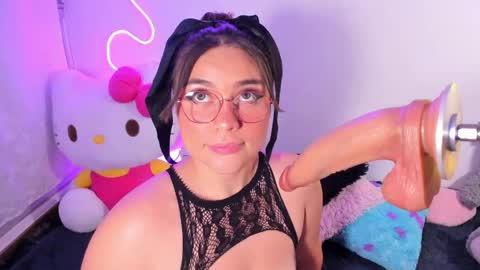 Snapshot of cassiebigass_ chatting on 16, 5, 2026 Bela igzaii9r online show from 16, 5, 2026