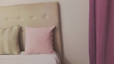 Snapshot of cassiehilton chatting on 28, 10, 2025 CassieHilton online show from 28, 10, 2025