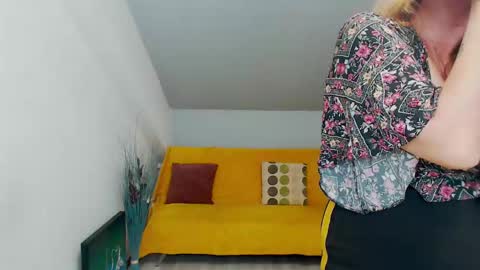 CassieJonas online show from 9, 12, 2024