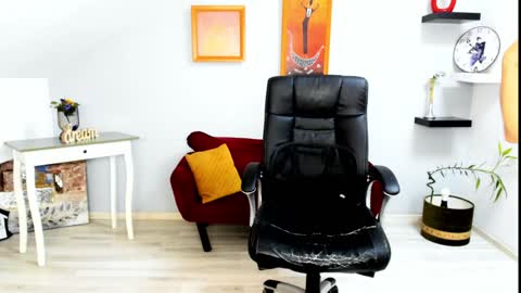 CassieJonas online show from 12, 12, 2024