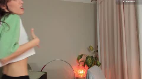 Snapshot of cassisland chatting on 4, 12, 2024 cassandra online show from 4, 12, 2024