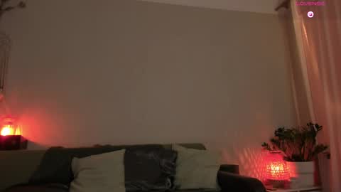 Snapshot of cassisland chatting on 13, 2, 2025 cassandra online show from 13, 2, 2025