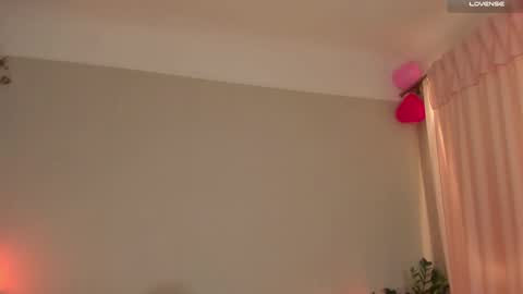 Snapshot of cassisland chatting on 25, 2, 2025 cassandra online show from 25, 2, 2025