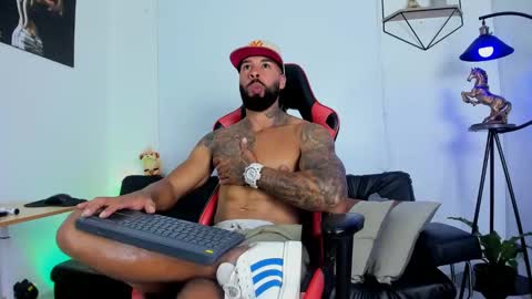 Snapshot of casticatheking chatting on 22, 1, 2025 Matheo Brown online show from 22, 1, 2025