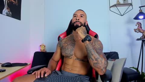 Snapshot of casticatheking chatting on 26, 1, 2025 Matheo Brown online show from 26, 1, 2025
