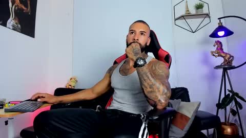 Snapshot of casticatheking chatting on 7, 2, 2025 Matheo Brown online show from 7, 2, 2025