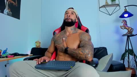 Snapshot of casticatheking chatting on 13, 2, 2025 Matheo Brown online show from 13, 2, 2025