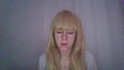 Snapshot of cat_2019 chatting on 16, 10, 2025 cat_2019 online show from 16, 10, 2025