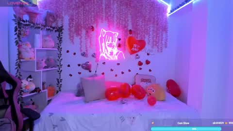 Lorena Saenz online show from 18, 2, 2025