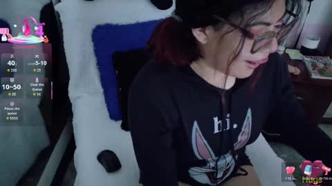 Snapshot of cat_white chatting on 6, 10, 2025 Cata online show from 6, 10, 2025