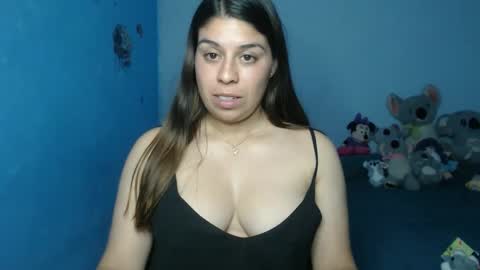 Snapshot of cata_09 chatting on 19, 11, 2025 cata online show from 19, 11, 2025