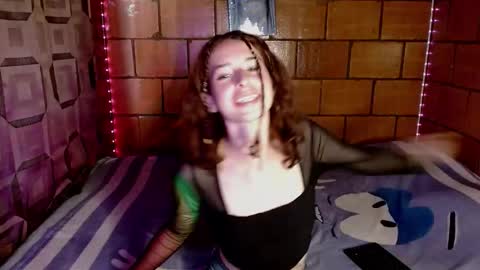 Snapshot of cata_snow chatting on 21, 10, 2025 Cata Snow online show from 21, 10, 2025