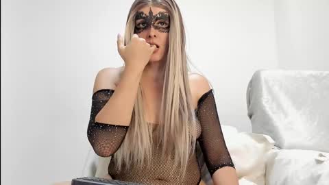 Snapshot of catadoll_1 chatting on 20, 1, 2025 Catalina online show from 20, 1, 2025