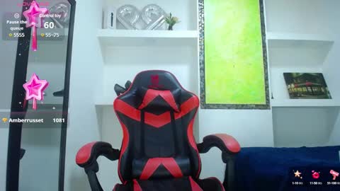 Snapshot of catalehia_milk chatting on 12, 1, 2025 C A T A L E H I A online show from 12, 1, 2025