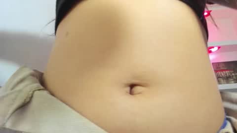 Snapshot of catalehia_milk chatting on 17, 10, 2025 C A T A L E H I A online show from 17, 10, 2025