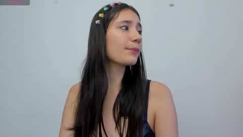 Snapshot of catalella_0 chatting on 24, 10, 2025 Catalella online show from 24, 10, 2025